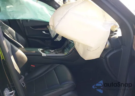 2019 Mercedes-Benz Glc 300 z USA, uszkodzony, nr VIN WDC0G4JB8KV169329